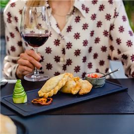 Red Wine & Empanadas