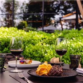 Summer lunch & wine