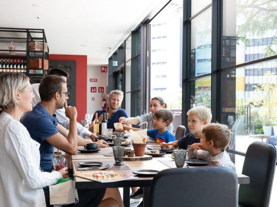 Asado del Domingo with Children's Activities